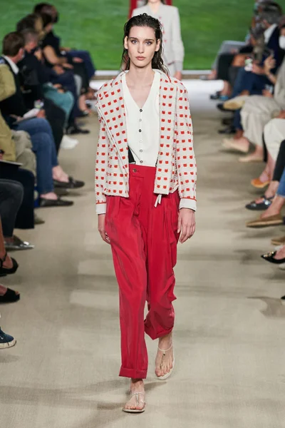 Look 42